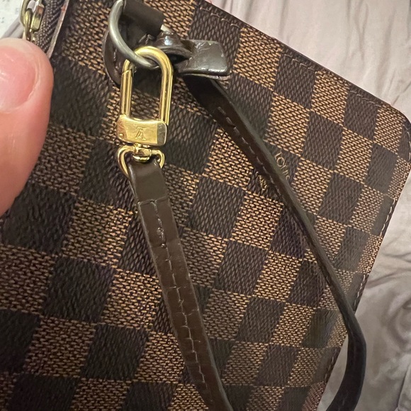 LV DAMIER WRISTLET - NEVERFUL POUCH - Picture 11 of 13